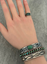 Old Vintage Fred Harvey Era Navajo Turquoise REPOUSSE Sterling silver Bracelet - Additional view 5