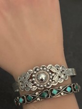 Vintage FRED HARVEY ERA Navajo CONCHO DOME CROSSED ARROW Sterling Bracelet 7 in - Additional view 1
