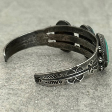 VTG Fred Harvey era Navajo WHIRLING LOG EAGLE FEATHERS Silver Turquoise Bracelet - Additional view 10