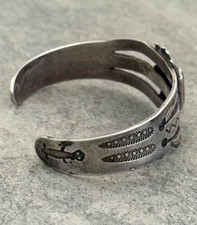 Early  Fred Harvey Era Navajo Turquoise Gila monster silver Bracelet 6.75 in - Additional view 5