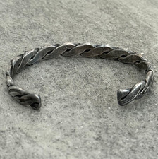 OLD Fred Harvey era Navajo/Zuni snake eye Turquoise TWISTED silver Bracelet 6.5 - Additional view 9