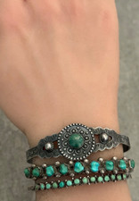Vintage FRED HARVEY ERA HAND NAVAJO Turquoise CONCHO Sterling Bracelet 6.5 in - Additional view 1