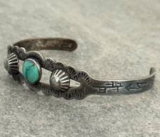 Vintage FRED HARVEY ERA NAVAJO Turquoise Fluted Button Sterling Bracelet 6.6 in - Additional view 2