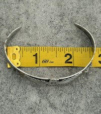 FRED HARVEY ERA Navajo THUNDERBIRD Fluted button Sterling silver Bracelet 6.8 in - Additional view 10