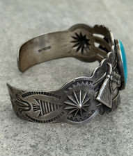 RARE Vintage FRED HARVEY ERA Navajo Turquoise HORSE REPOUSSE Sterling Bracelet - Additional view 7