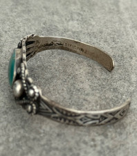 Vintage FRED HARVEY Era Navajo Turquoise Scalloped Sterling Bracelet 6.75 in - Additional view 5