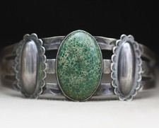 Vintage Harvey Era Navajo Native American Sterling Silver Turquoise Bracelet