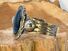 Vintage Native Navajo Fred Harvey Era Black Onyx Sterling Cuff Bracelet--2369.25 - Additional view 3