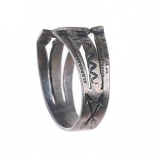 sz6 c1930 Vintage Navajo sterling silver Fred Harvey whirling logs/arrows ring - Additional view 2