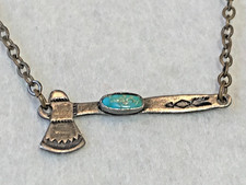 🔥 Native American Fred Harvey 900 Silver Kingman Turquoise tomahawk tie clip - Additional view 1