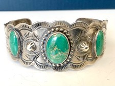 Vintage Fred Harvey Era Navajo Sterling Cerrillos Green Turquoise Cuff Bracelet - Additional view 1