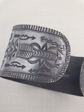 1930s NAVAJO FRED HARVEY ERA X LARGE STAMPED CUFF BRACELET WHIRLING LOG 107 GRAM - Additional view 15