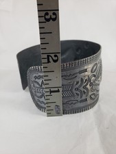 1930s NAVAJO FRED HARVEY ERA X LARGE STAMPED CUFF BRACELET WHIRLING LOG 107 GRAM - Additional view 19