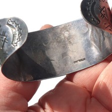 Vtg Navajo style Fred Harvey era Large Sterling Silver Thunderbird Cuff c1950 - Additional view 5