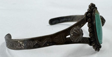 Vintage Fred Harvey Era Sterling Silver Stamped Turquoise Cuff Bracelet [105GCS] - Additional view 4