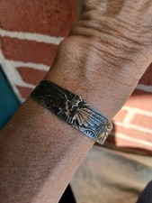 VINTAGE FRED HARVEY ERA NAVAJO THUNDERBIRD STAMPED ARROWS SILVER CUFF BRACELET - Additional view 3