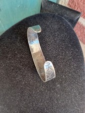 VINTAGE FRED HARVEY ERA NAVAJO THUNDERBIRD STAMPED ARROWS SILVER CUFF BRACELET - Additional view 9