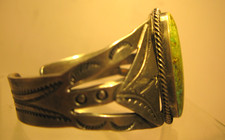 Wonderful VINTAGE FRED HARVEY ERA Navajo Turquoise Coin Silver Bracelet 39g 7 in - Additional view 1