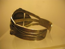 Wonderful VINTAGE FRED HARVEY ERA Navajo Turquoise Coin Silver Bracelet 39g 7 in - Additional view 3