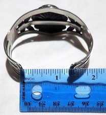 Fred Harvey Era Coin Silver Navajo Stamps Gorgeous Green Turquoise Cuff Bracelet - Additional view 20