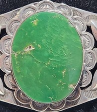 Fred Harvey Era Coin Silver Navajo Stamps Gorgeous Green Turquoise Cuff Bracelet - Additional view 4