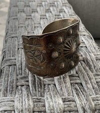 Vintage Fred Harvey Era Sterling Silver Cuff Bracelet Old Navajo Large 60.4 Gram - Additional view 1