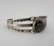 Vtg Fred Harvey Navajo Coin Silver Petrified Wood Stamped Women's Cuff Bracelet - Additional view 1