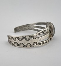 Vtg Fred Harvey Navajo Coin Silver Petrified Wood Stamped Women's Cuff Bracelet - Additional view 3