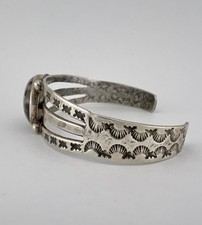 Vtg Fred Harvey Navajo Coin Silver Petrified Wood Stamped Women's Cuff Bracelet - Additional view 5