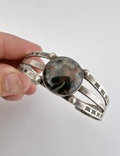 Vtg Fred Harvey Navajo Coin Silver Petrified Wood Stamped Women's Cuff Bracelet - Additional view 6