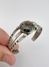 Vtg Fred Harvey Navajo Coin Silver Petrified Wood Stamped Women's Cuff Bracelet - Additional view 7