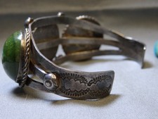 Fred Harvey Era NAVAJO Green TURQUOISE Stamped Coin Silver 40g Cuff Bracelet - Additional view 11