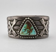 1930s Navajo Fred Harvey Silver Cerrillos Turquoise Stamped Arrow Cuff Bracelet