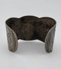 1940s Fred Harvey Navajo Sterling Silver Turquoise Stamped WIDE Cuff Bracelet - Additional view 4