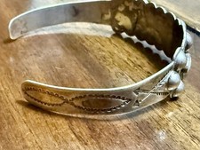 Vtg Fred Harvey Era Coin Silver Green Stone Cuff Bracelet Silver Products Mark - Additional view 2