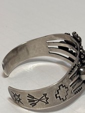 1900s Fred Harvey era Dome sterling cuff bracelet southwestern Native American - Additional view 1