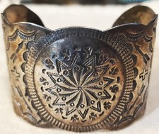 VINTAGE NAVAJO FRED HARVEY ERA THUNDERBIRD STAMP STERLING SILVER BRACELET vafo