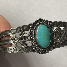 Vtg Fred Harvey Era Navajo Turquoise Hand stamp Sterling silver Bracelet See Des - Additional view 9