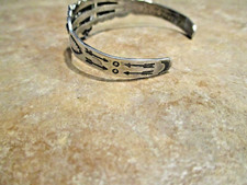 VERY OLD  Fred Harvey Era Navajo 900 Coin Silver Turquoise FAN Bracelet - Additional view 8