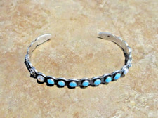OLD 1930's Fred Harvey Era Zuni INDIAN HANDMADE Coin Silver Turquoise Bracelet - Additional view 1