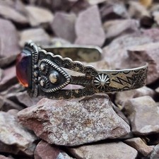 EXUBERANT Old Fred Harvey Era Navajo Sterling DRAGON'S BREATH Cuff Bracelet - Additional view 1