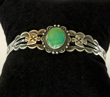 VINTAGE 30s FRED HARVEY THUNDERBIRD TURQUOISE STERLING SILVER BRACELET NAVAJO