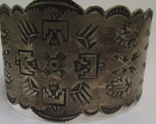 Vintage Fred Harvey Navajo Sterling Silver Cuff Bracelet 43.8 Gr NO RESERVE - Additional view 8