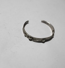 Antique 1930's Fred Harvey Era Navajo Coin arrow 900 Sterling Silver Bracelet - Additional view 4