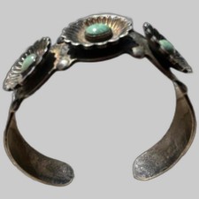 Vintage Fred Harvey sterling silver and turquoise cuff bracelet - Additional view 1