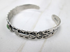 FRED HARVEY ERA IH COIN SILVER & TURQUOISE CUFF BRACELET - APPLIED ARROWS - Additional view 1