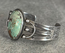 OLD FRED HARVEY ERA Whirling Logs Thunderbird Navajo Turquoise Silver Bracelet - Additional view 4