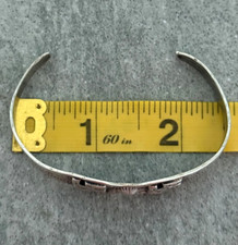 Vintage FRED HARVEY ERA Navajo WHIRLING LOG REPOUSSE/FLUTED Silver Bracelet - Additional view 11
