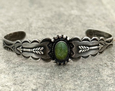 OLD FRED HARVEY ERA Navajo ARROWS Turquoise Scalloped Silver Bracelet 6.75 in