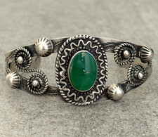 Vintage FRED HARVEY ERA Navajo Turquoise SNAKE CONCHO Sterling Bracelet 6.75 in